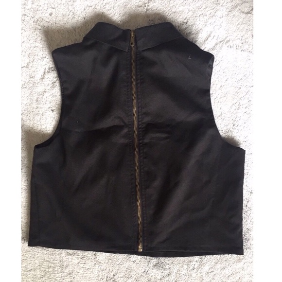 Collared crop top - Picture 2 of 3